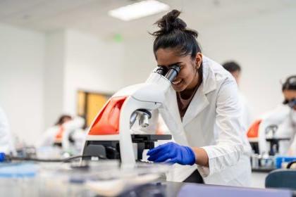 New world-class microbiology labs open pathways for Pacific’s largest academic unit